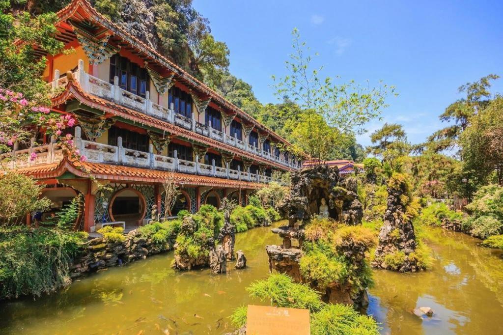 The Pines Hotel Kampung Kuala Terla Eksteriør bilde